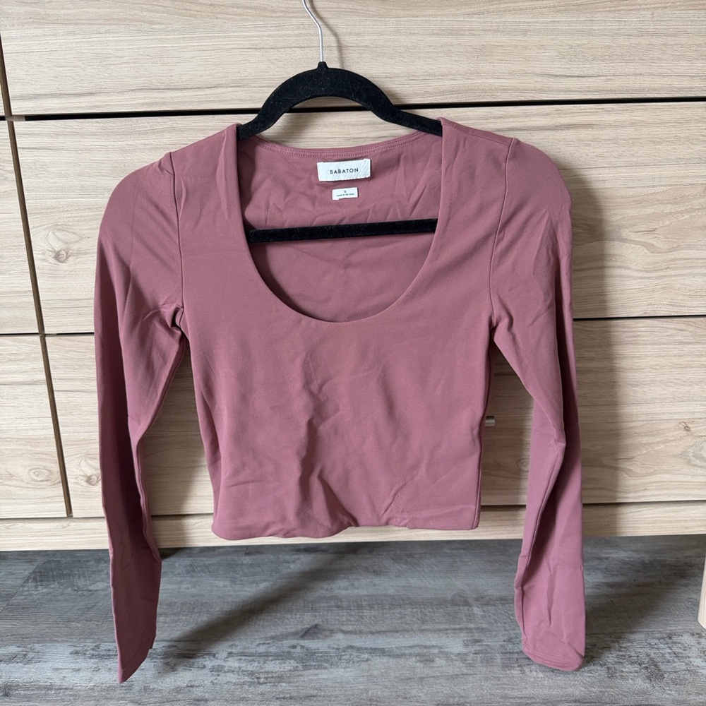 Aritzia Babaton Dusty Rose Long Sleeve Waist Length Top